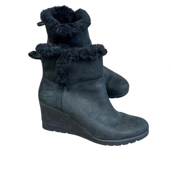 UGG Shoes Ugg Devorah Ankle Boots Black Suede Wedge Sz